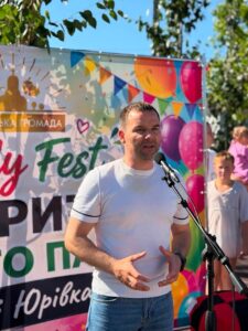 Схема «Непотоплюваний»: як голова Гатного три роки уникає вироку і керує громадою після затримання СБУ