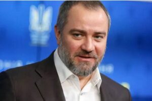 Втеча не вдалася: у Словаччині затримали експрезидента УАФ Андрія Павелка за схеми з морепродуктами та «віртуальним» чаєм.