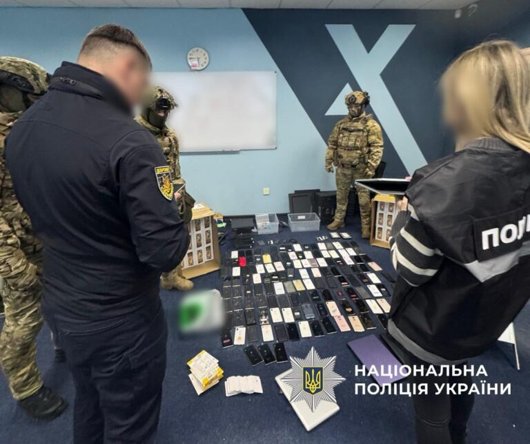 «Криптообмінник із пасткою на мільйони»: як кіберполіція викрила організатора шахрайської мережі Money 24/7